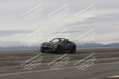 media/Jan-03-2026-SCCA SD (Sat) [[c9b9d14034]]/4-Novice Group/Session 1 Bowl/